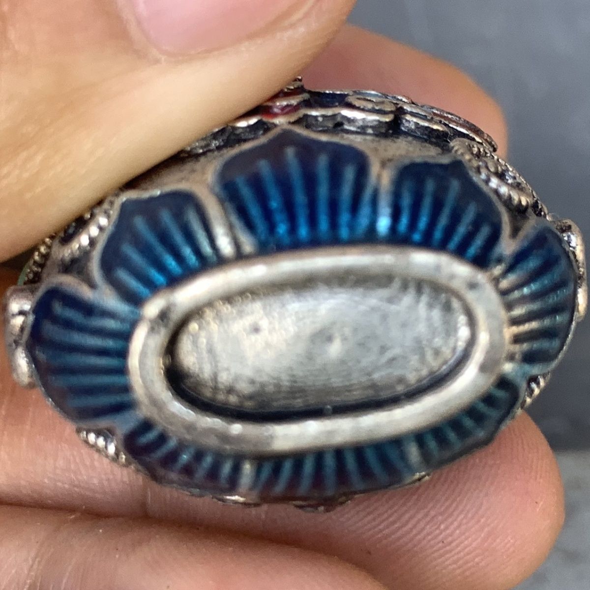 Vintage Cloisonne Bronze Snuff – Vintage Collectible Bottles Bewertung und Preis