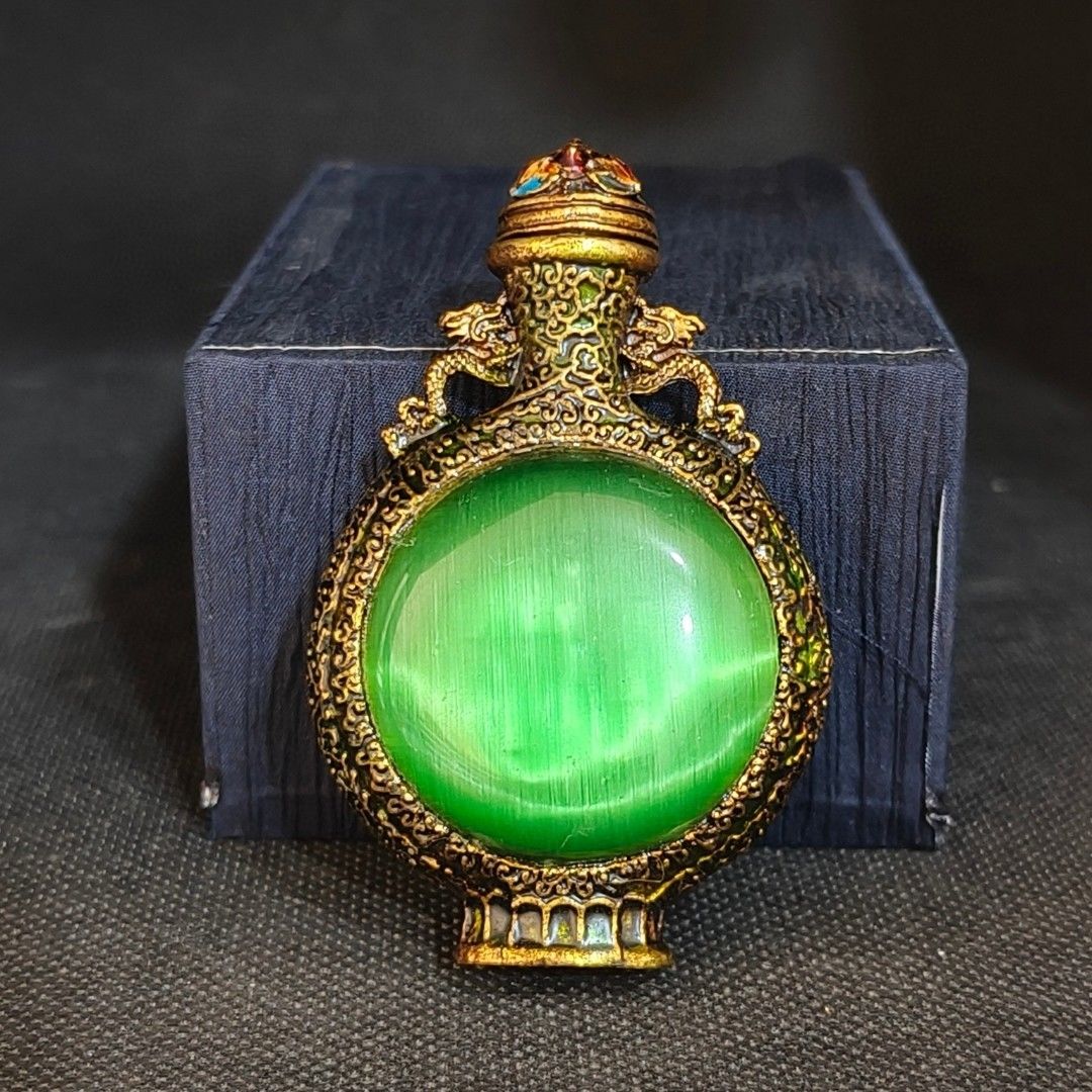 Vintage Collection Inside Pain – Vintage Collectible Bottles Bewertung und Preis