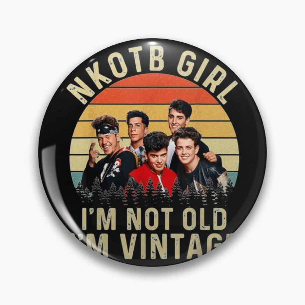 Retro NKOTB Girl I'm NOT Old   – Vintage Collectible Buttons Bewertung und Preis